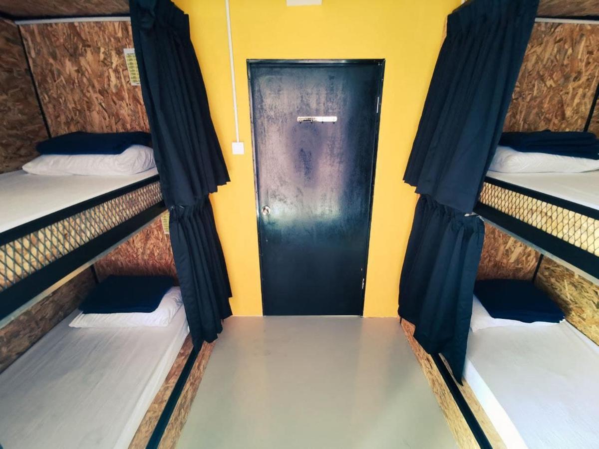 The Cocoon Capsule Hotel Камерон-Хайлендс Экстерьер фото