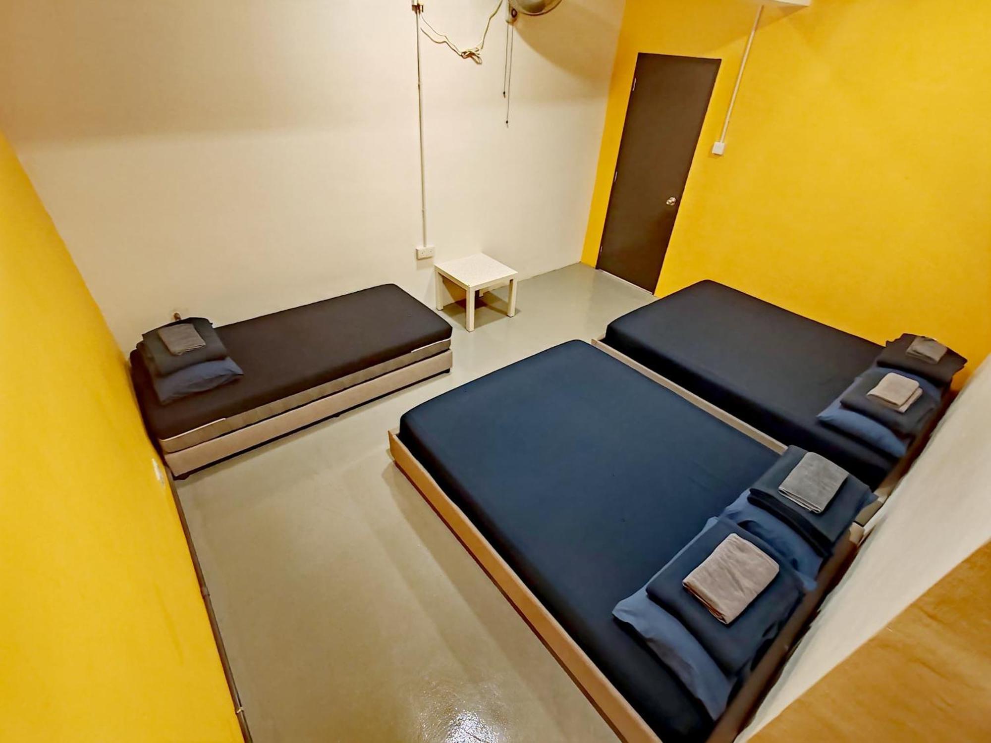 The Cocoon Capsule Hotel Камерон-Хайлендс Экстерьер фото